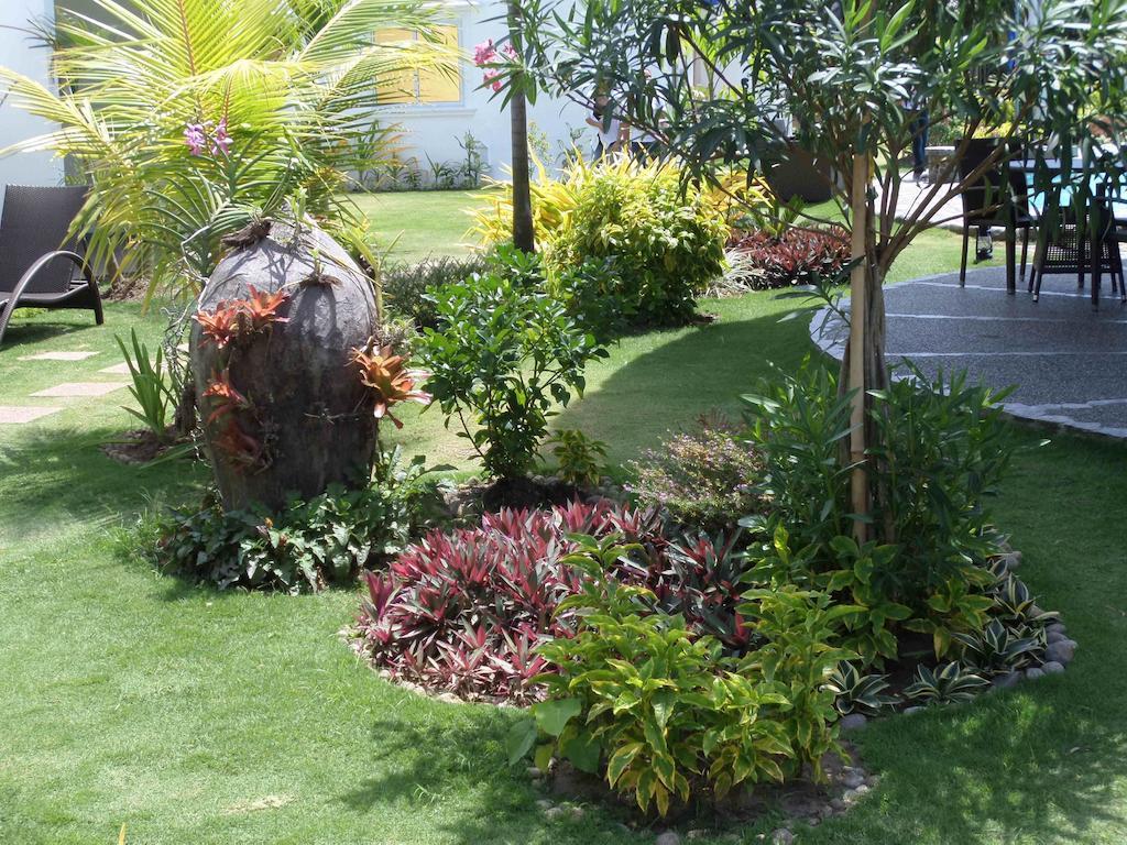 White Chocolate Hills Resort Zamboanguita  Extérieur photo